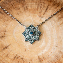 Load image into Gallery viewer, Silver Mandala Necklace with Apatite