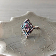 Load image into Gallery viewer, Fine Silver Pink Sapphire Thistle Ring