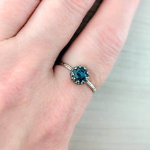 Load image into Gallery viewer, Sterling Silver Rose Cut Kyanite Vintage Crown Ring: Essential Gemstones