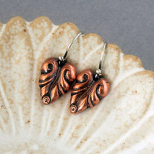 Load image into Gallery viewer, Copper Elvish Leaf Earrings
