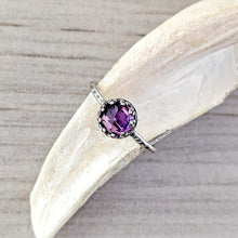 Load image into Gallery viewer, Sterling Silver Rose Cut Amethyst Vintage Crown Ring: Essential Gemstones
